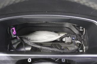 Volkswagen Tiguan  picture 13