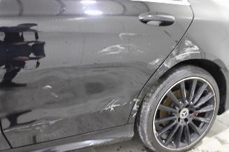 Mercedes C-klasse C 300 picture 8