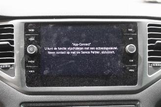 Volkswagen Golf  picture 14