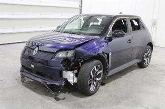 skadebil auto Renault 5 R 2024/9