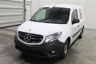 krockskadad bil auto Mercedes Citan  2020/7
