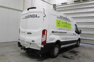 Ford Transit  picture 3
