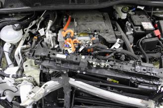 Peugeot 208  picture 21