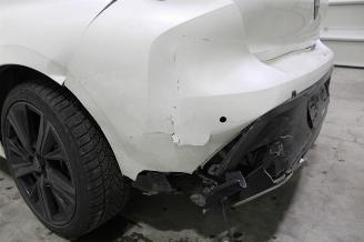 Peugeot 308  picture 7