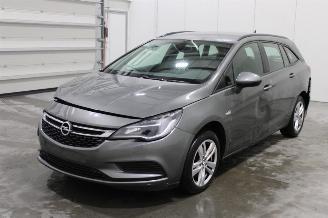 Avarii autoturisme Opel Astra  2018/11