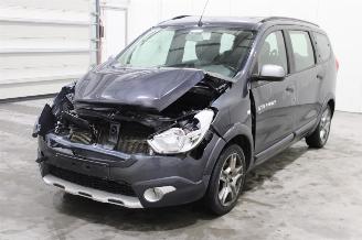 Schadeauto Dacia Lodgy  2021/4