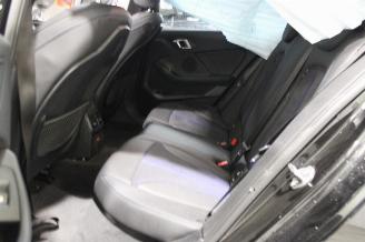 BMW 1-serie 118 picture 12