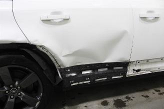 Land Rover Defender  picture 6