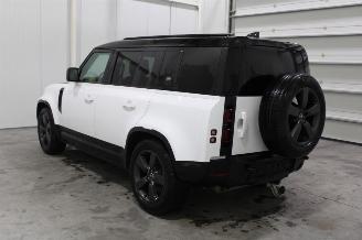 Land Rover Defender  picture 4