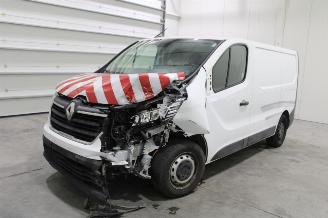 Damaged car Renault Trafic  2023/4