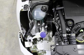 Peugeot 208  picture 20