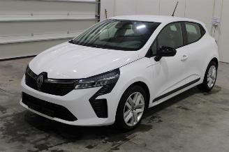 uszkodzony samochody osobowe Renault Clio  2024/9