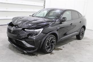 skadebil auto Renault Arkana  2024/2