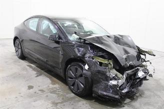 Tesla Model 3  picture 2