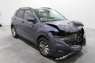 Volkswagen T-Cross  picture 2