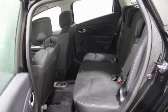 Renault Clio  picture 9