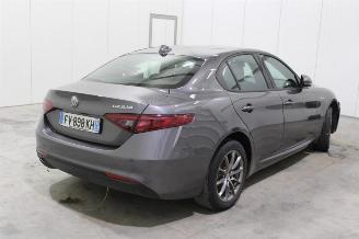 Alfa Romeo Giulia  picture 3