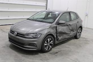 damaged passenger cars Volkswagen Polo  2019/6