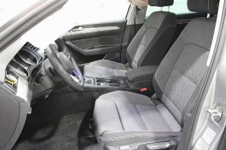 Volkswagen Passat  picture 10