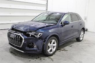 skadebil auto Audi Q3  2019/5