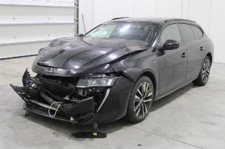 krockskadad bil auto Peugeot 508  2023/2