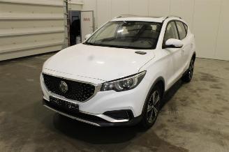 Purkuautot passenger cars MG ZS  2021/10