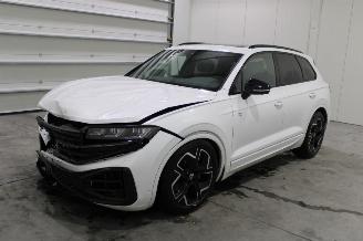 krockskadad bil auto Volkswagen Touareg  2024/6