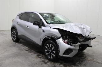 Renault Captur  picture 2