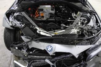 BMW i4  picture 19