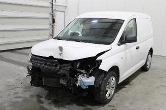 krockskadad bil auto Volkswagen Caddy  2024/8