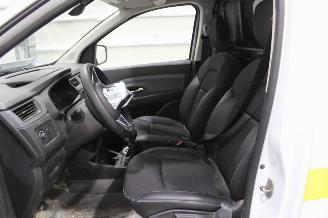 Renault Express  picture 10