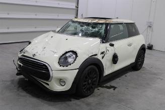 Vrakbiler auto Mini Cooper  2018/6