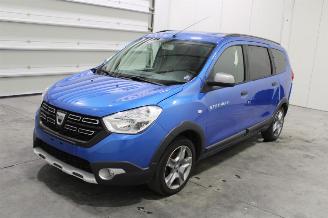 krockskadad bil auto Dacia Lodgy  2018/6