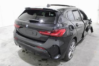 BMW 1-serie 118 picture 3