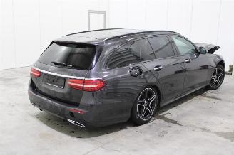 Mercedes E-klasse E 200 picture 3