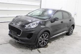 krockskadad bil auto Ford Puma  2023/1