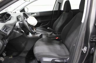 Peugeot 308  picture 11