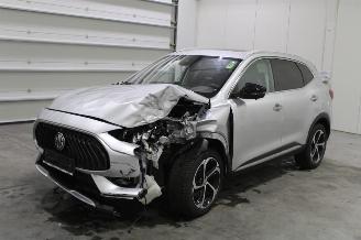 krockskadad bil auto MG HS  2023/12