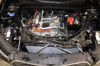 BMW iX1  picture 14