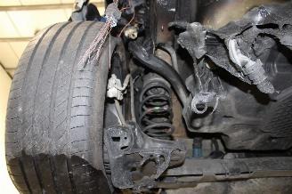 Peugeot 208  picture 19