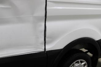Ford Transit  picture 21