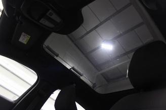 Volvo C-40 C40 picture 11