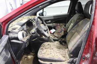 Nissan Micra  picture 11