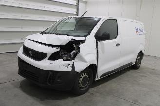 skadebil auto Peugeot Expert  2023/8