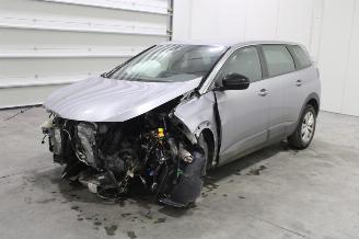  Peugeot 5008  2024/8