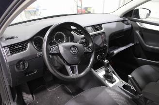 Skoda Octavia  picture 8