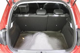 Peugeot 208  picture 18