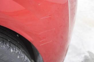 Peugeot 208  picture 9
