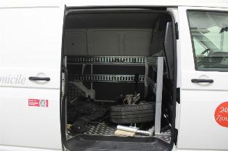 Volkswagen Transporter T6 picture 21