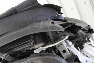 Volkswagen Transporter T6 picture 17